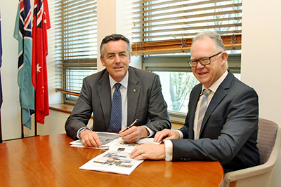 Darren Chester (left) with CASA CEO Shane Carmody.