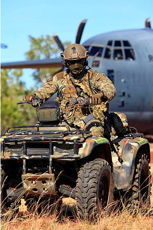 A Combat Controller from No. 4 Squadron prepares for a training mission at the Delamere Range Facility in the Northern Territory during Exercise Pitch Black in 2014. Source: Royal Australian Air Force.
