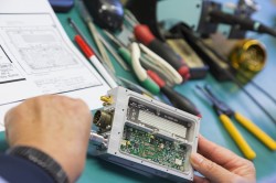 EM Solutions Ka-multiband units revolutionise satelliite communications.