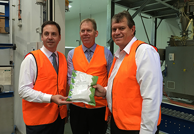Frosty Boy CEO Dirk Pretorius (right) chats with Federal Minister for Trade and Investment, Steven Ciobo (left) and Federal Member for Forde Bert van Manen – the Gold Coast electorate where Frosty Boy is headquartered, while looking over the production facility and discussing challenges faced by Australian food manufacturers in exporting products internationally.