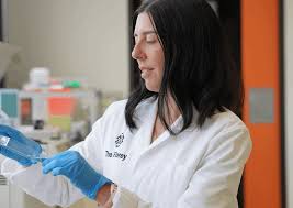 Dr Rebecca Nisbet at The Florey Institute of Neuroscience and Mental Health.