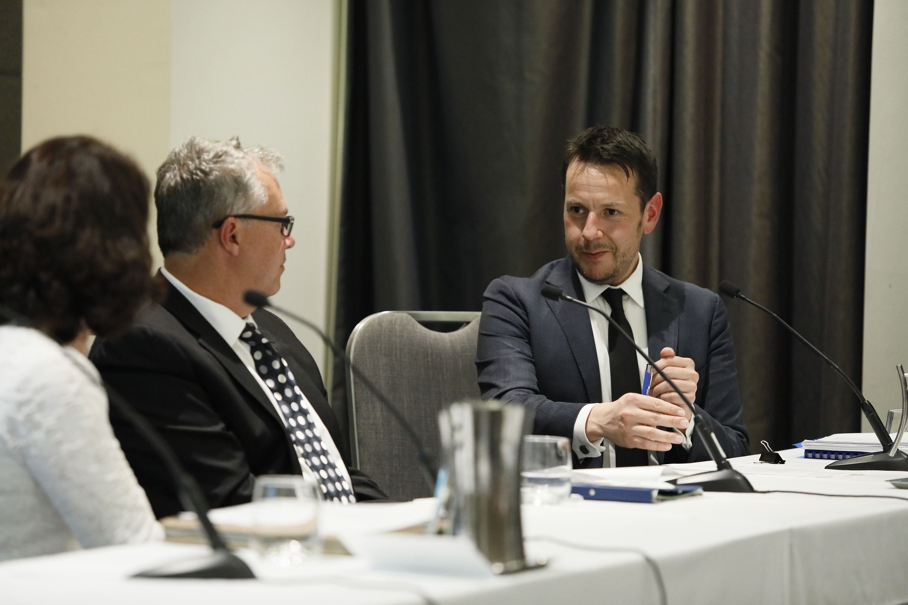Shaun Schmitke (right) sat on the ABCC Expert Panel on behalf of Master Builders Australia.